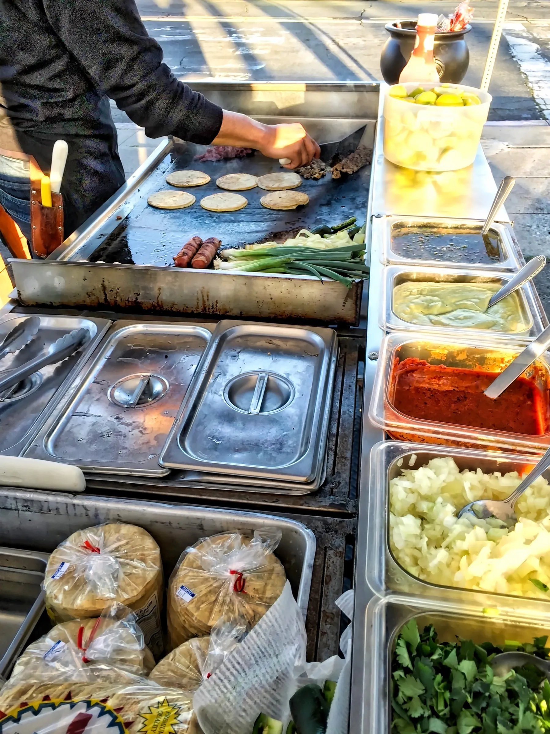 Tacos frisch vom Streetfood-Grill